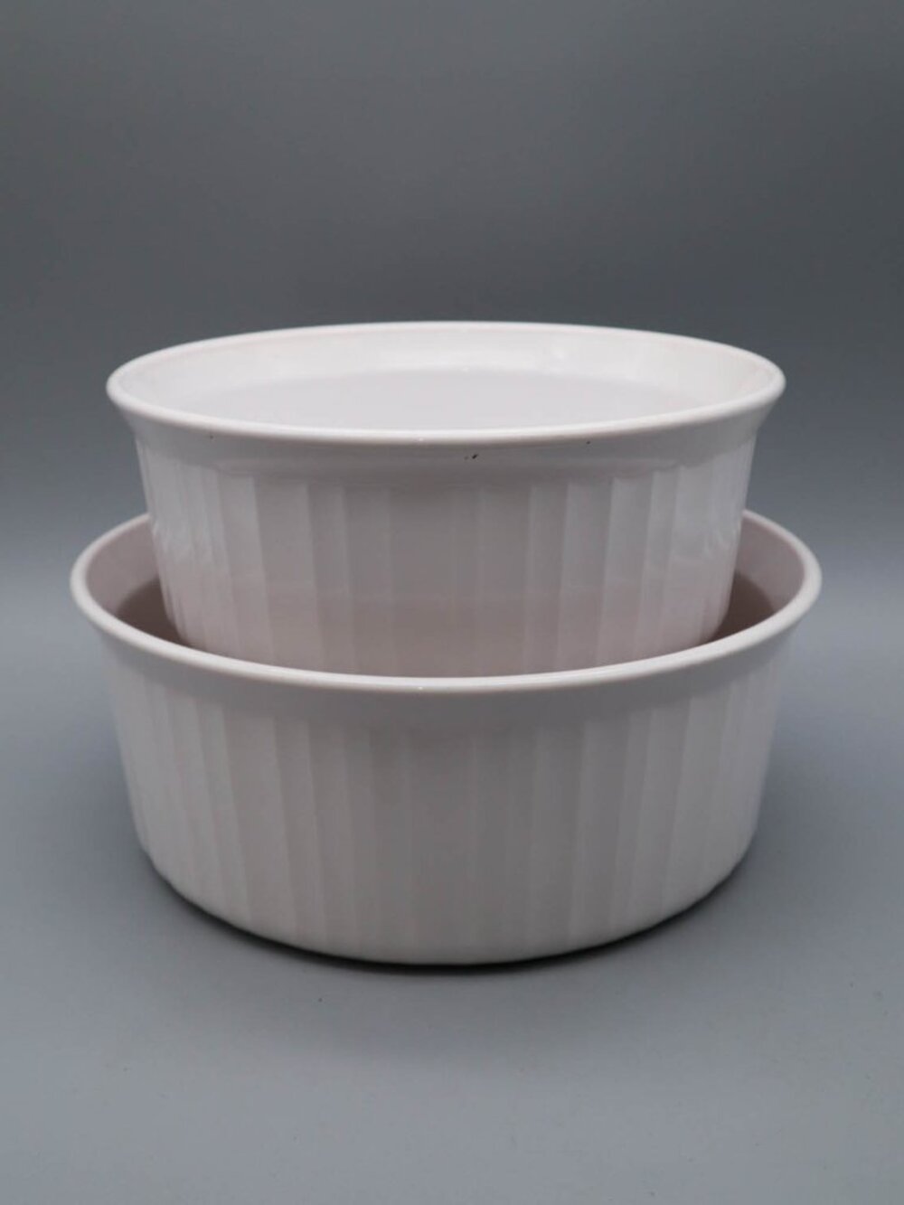 Lot of 2 Corning Ware French White Round Casserole Dishes 2.5L 1.6L F-1-B F-5-B